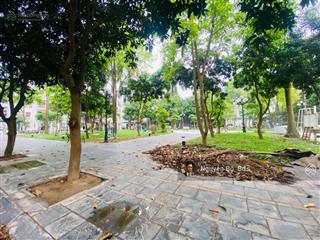 Bán biệt thự sài đồng khu vip. dt 131m2, mt 8m. vỉa hè. view công viên, 31 tỷ