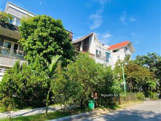 Cần bán biệt thự việt hưng bt8, dt 167m2 mt 10m. giá 39 tỷ. vỉa hè, vườn hoa, gần trường mercury