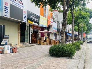 Đầu tư, xây toà nhà đẹp, bán đất mặt phố ngô gia tự, dt 420m, mt 20m, vỉa hè kinh doanh