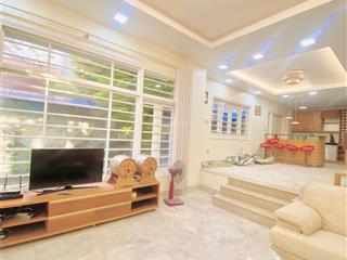 Bán biệt thự sân vườn việt hưng, dt 222m, rộng 11m, gần công viên, vỉa hè, sân vườn rộng