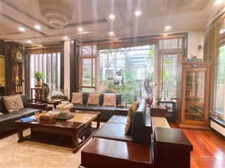 Bán biệt thự sân vườn kđt việt hưng. dt 222m2 x 4 tầng, rộng 11m. giá 52 tỷ. vỉa hè, ô tô tránh