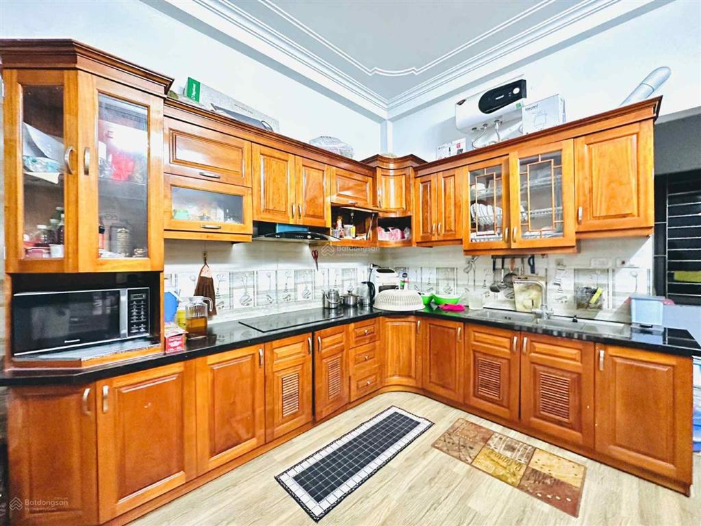 Bán căn biệt thự khu đô thị mới định công, 180m2, 5 tầng, 10m mặt tiền đẳng cấp sang trọng