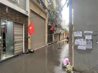 Cần bán gấp nhà kim giang 45m2, 4 tầng ô tô qua ở kinh doanh lô góc