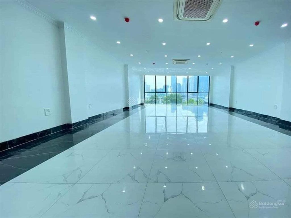 Bán gấp nhà phố quan nhân lô góc 62m2, 5 tầng, vỉa hè ô tô tránh, kinh doanh