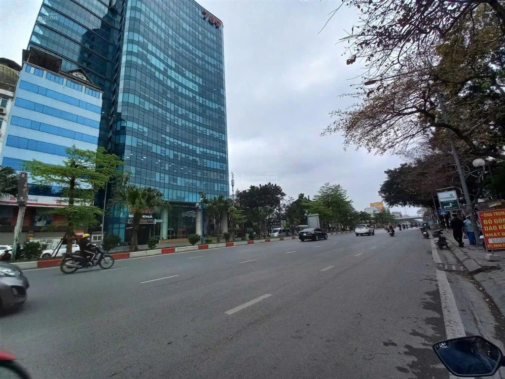 Bán nhà mặt phố hoàng quốc việt, 165 tỷ, 250m2, 10 tầng đẹp, nhiều tiện ích, cầu giấy, hà nội