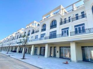 Bán gấp shophouse mt quốc lộ 19, tp quy nhơn, dt 126m²  (7x18)m², sổ sẵn.  0937 191 *** điệp.