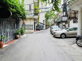 280tr/m² bán nhà hoàng cầu, dt 105m², mt 9.7m, lô góc 3 mặt thoáng, ô tô tránh