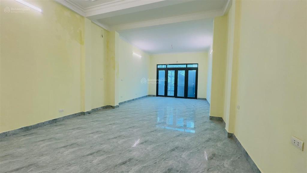 Chính chủ bán nhà mặt phố xuân đỉnh dt 85m2, mt 4.7m, gần tổ hợp kđt tây hồ tây, ciputra