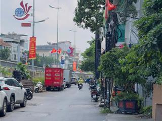 Chính chủ bán nhà mặt phố âu cơ dt 956m2, mt 18.7m, lô góc, 3 mặt tiền, nở hậu