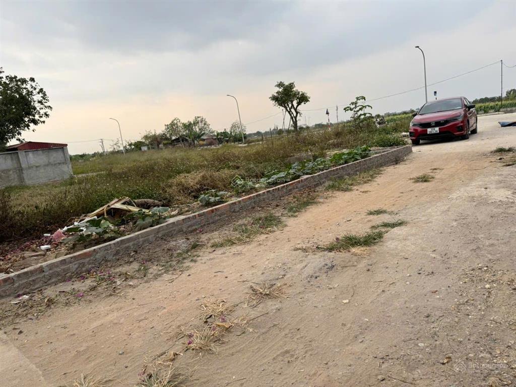 Chính chủ bán lô đất 100m nằm sát khu đấu giá tân trung chùa hiền ninh  sóc sơn (26tr/m)