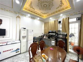 Nhà đẹp 4 tầng, hxt thông ngay cầu xéo, 4x18m vuông vức, khu dân trí cao tầng