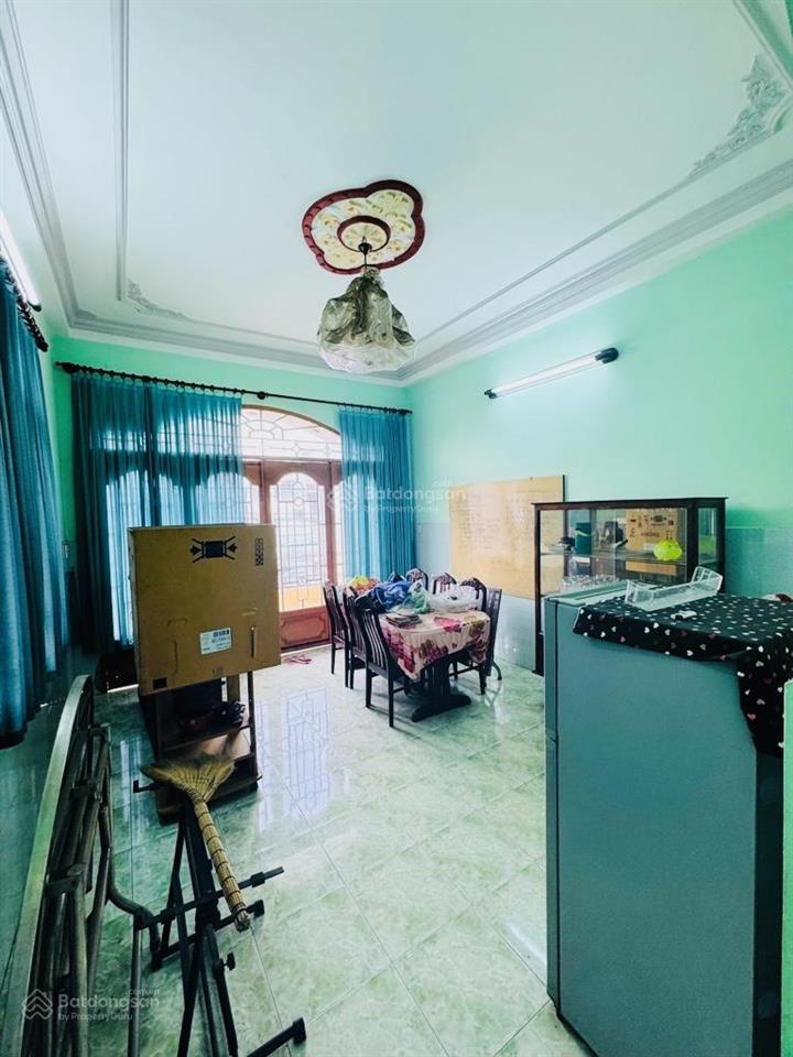 Nhà 3 tầng, 5.5x22m, bình trị đông, tên lửa nối dài