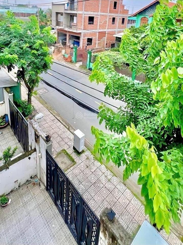 Nhà mặt tiền đường số 5, kênh tham lương, gần hương lộ 3, lê trọng tấn.