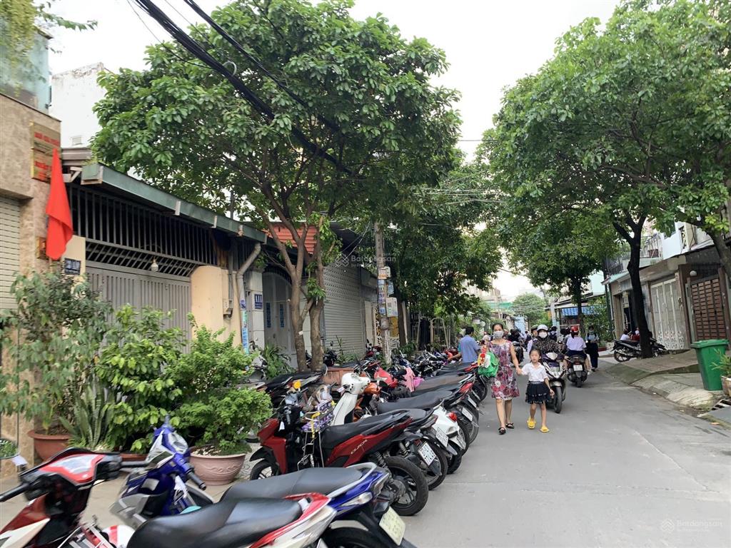 Nhà mặt tiền chung thị minh  ht31 dt 4,5x20m, 3 tấm, ngay cổng sau thcs nguyễn huệ