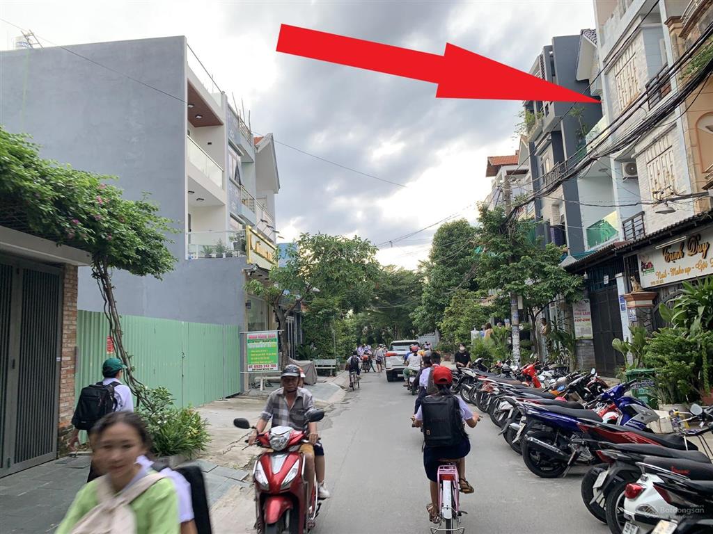 Nhà mặt tiền chung thị minh  ht31 dt 4,5x20m, 3 tấm, ngay cổng sau thcs nguyễn huệ