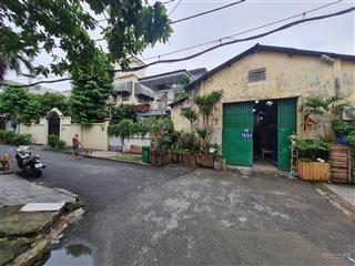 Bán đất sổ đỏ, tổng diện tích 219m2 giá thương lượng.