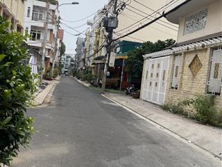 Nhà 2 mtnb khu bình phú 1 dt 4x18m nhà 4.5 tấm sát uỷ ban, khu hành chính giá 12.8 tỷ tl