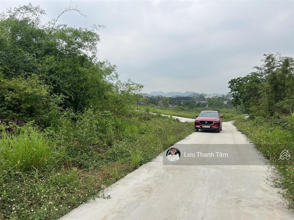 Chủ cần bán lô góc 2 mặt tiền 1671m2 có 700m2 thổ cư tại nhuận trạch, lương sơn, hòa bình