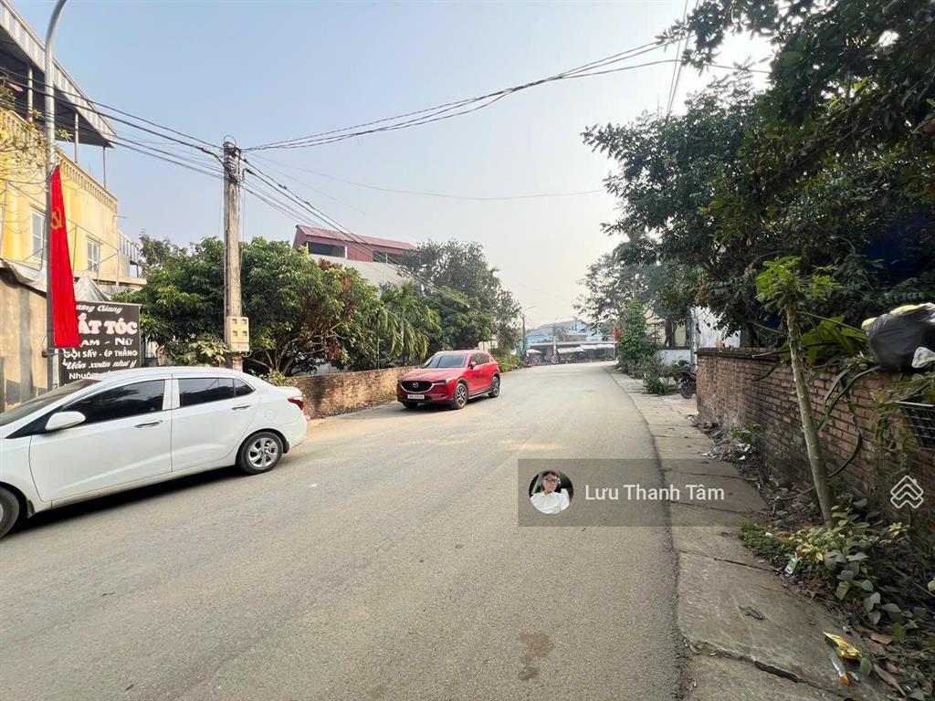Cần bán lô tiềm năng trung xã hòa sơn lương sơn hòa bình 135m2 có 60m2 thổ cư bám đường aphan