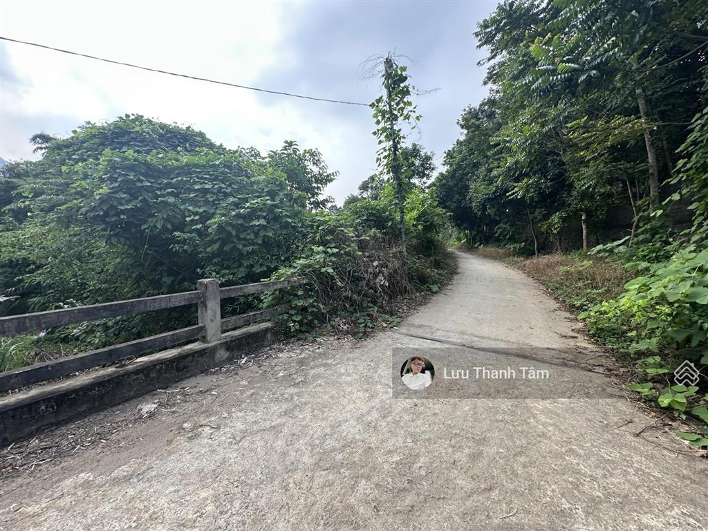 Chính chủ gửi bán 809m2 /200m2 thổ cư dt sử dụng thực tế 1000m2. cách ql6 chỉ 50m