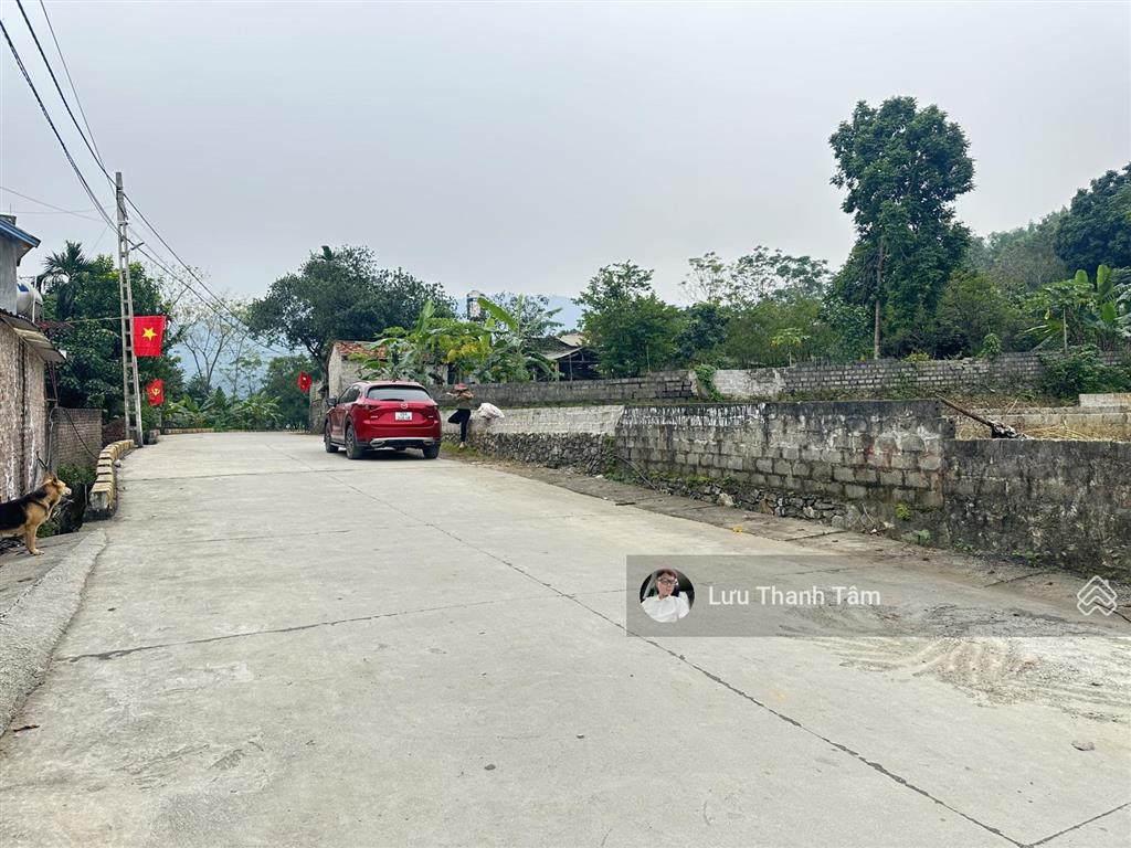 Cần bán 3 lô đất 170m2 vuông vắn bám trục chính đường liên xã cư yên  lương sơn