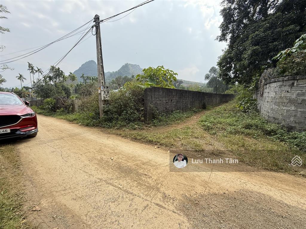 Cần bán lô góc 2 mặt tiền diện tích 2460m2 tại lương sơn hòa bình, cách trung tâm hn 36km