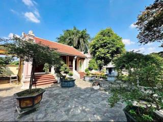 Chính chủ gửi bán khuôn viên nhà vườn độc bản nhuận trạch, lương sơn 2012m có 400 thổ cư