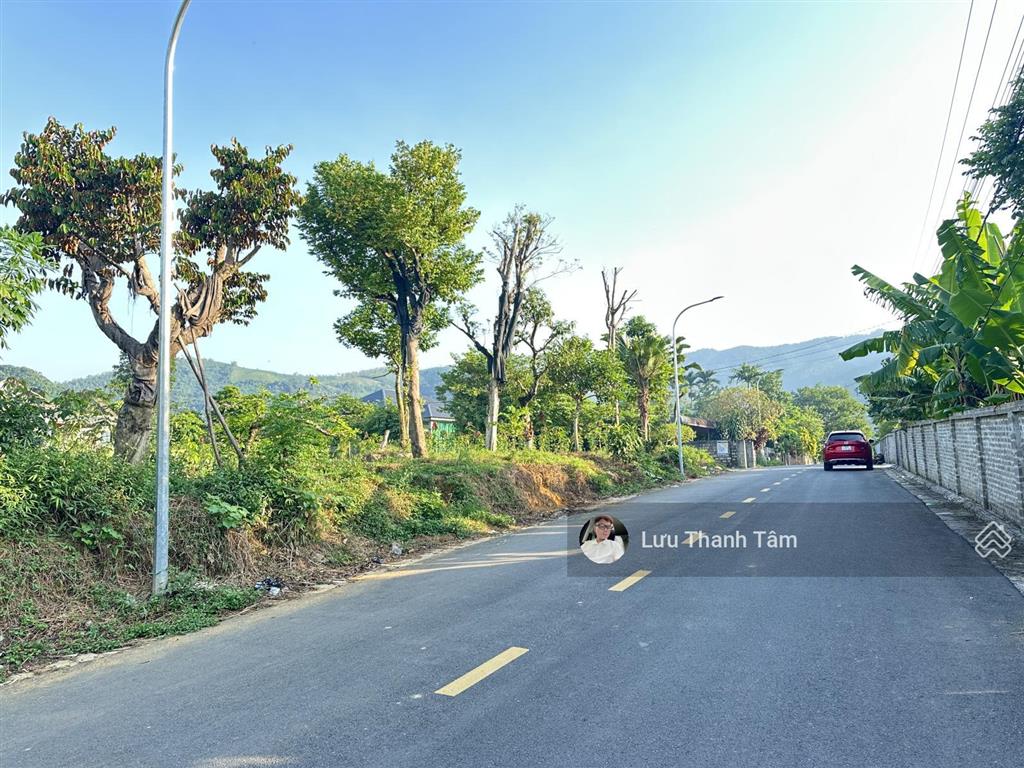 E nó là số 2 không ai dám nhận là số 1! cần bán lô góc hoa hậu 2227m vuông vắn bám trục đường chính