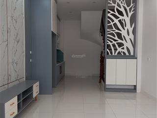 Cần tiền bán gấp 10 căn 5 tầng xây mới dt30m mt4.2  0981 693 ***