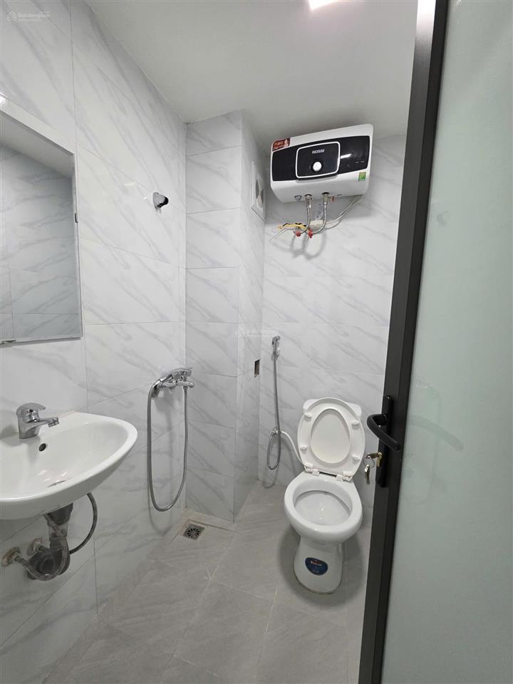 Cực hiếm trong phân khúc 5 tầng xã đàn 2 cách ô tô tránh 20m, giá 7.5 tỷ