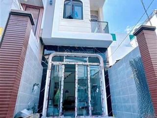 10.8 tỷ  q4 khu đường số q4 ví như quận 1 nhà 4 tầng. tiện vừa ở vừa kinh doanh chdv 6p7wc
