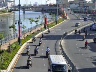 9 tỷ 5 tầng  đường bến vân đồn  p2  quận 4  reverside  hẻm thông