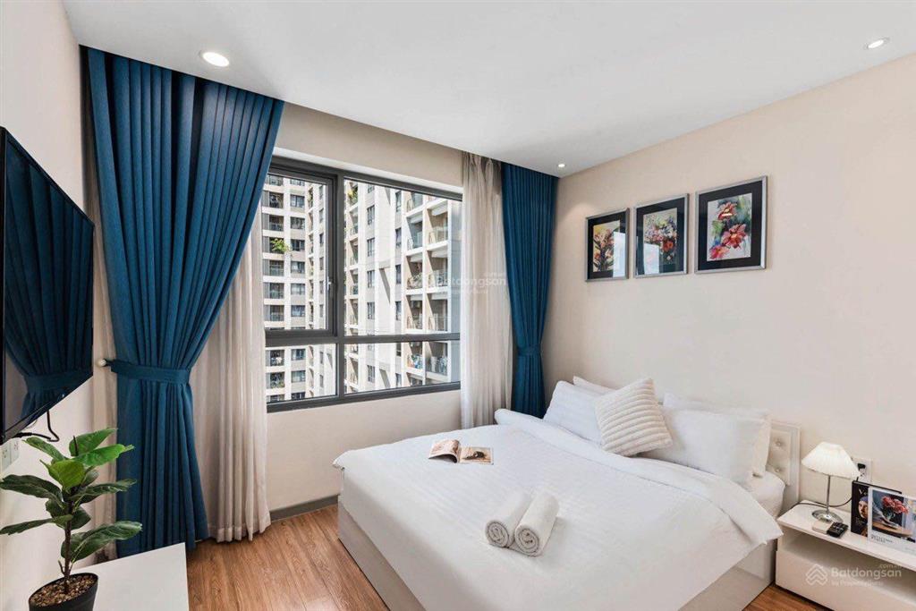 Bán gấp căn hộ gold view q4, 90m2 5 tỷ 800