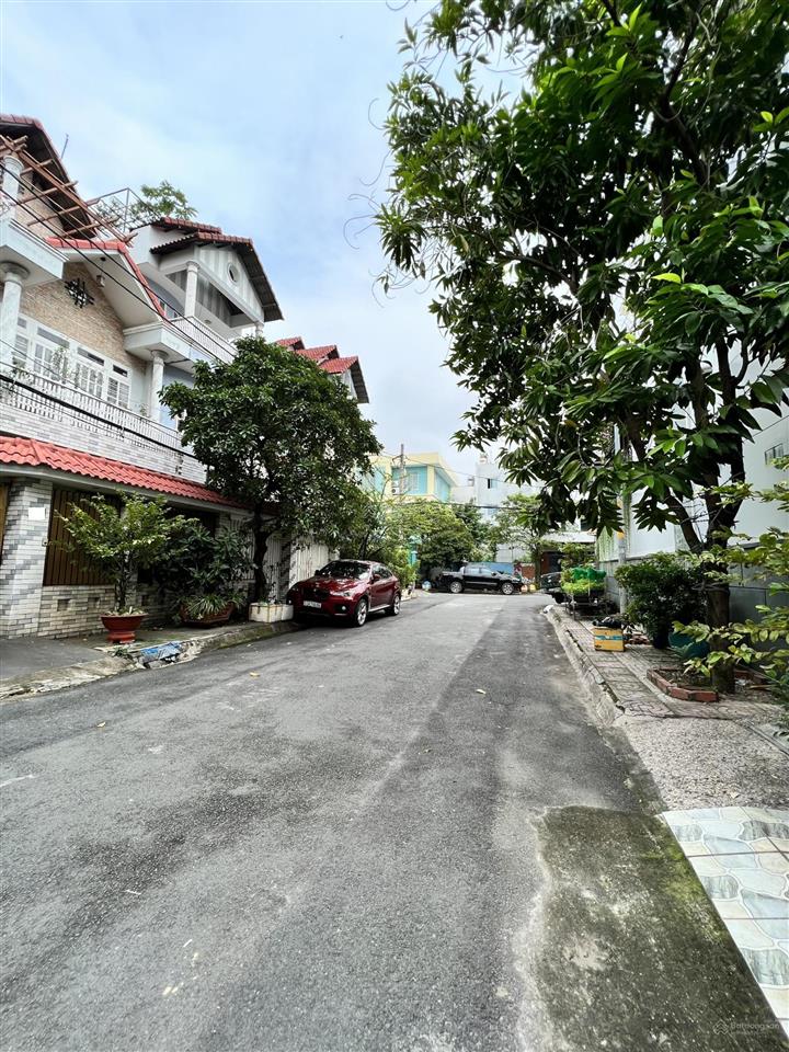 Bán nhà hẻm 10m gò dầu (gần tân sơn nhì) dt 8x26m  2 lầu st  gía 24 tỷ tl