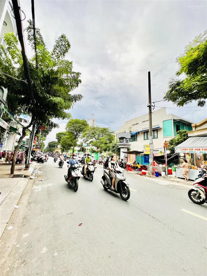 Bán nhà mtkd nguyễn xuân khoát ( ngay trương vĩnh ký ) dt  4x13m  2 lầu st  gía  10.7 tỷ tl