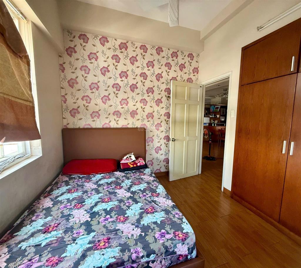 Bán cc phú mỹ thuận, nhà bè 95m2  2pn có nội thất, giá 2 tỷ 3.  hà xem nhà 0966 733 ***