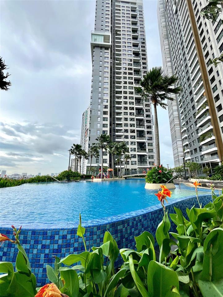 Bán ch the view, 91m2  2pn  2wc, có nội thất, view đông bắc, giá 7 tỷ 4,  hà 0966 733 ***