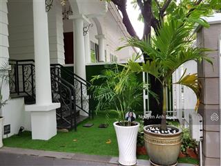 Bán biệt thự sài gòn pearl đẳng cấp ngay khu trung tâm sầm uất dt sd 550m2  xem nhà 0938 228 ***