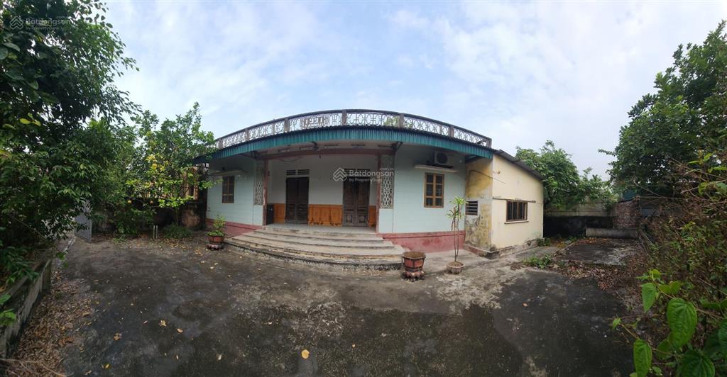 Bán nhanh nhà 1 tầng 305m2 tam quang  vũ thư ô tô vào tận sân