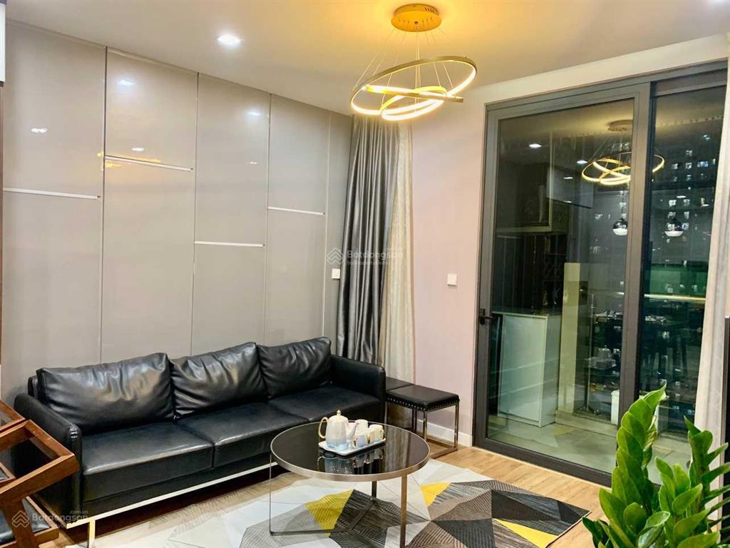 Chính chủ bán căn hộ 2pn 60m2 giá 5 tỷ dự án dự án pvv vinapharm 60b nguyễn huy tưởng