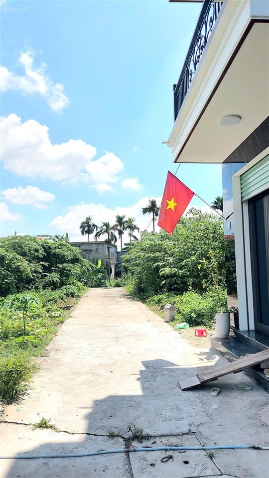 Lô đất cực đẹp 60m2 mặt ngõ 4m tại xích thổ hồng thái ad giá 1,45tỷ.cách chợ ngã 4 chỉ 50m