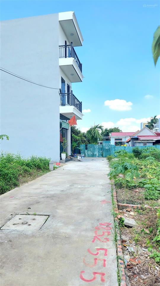 Lô đất cực đẹp 60m2 mặt ngõ 4m tại xích thổ hồng thái ad giá 1,45tỷ.cách chợ ngã 4 chỉ 50m