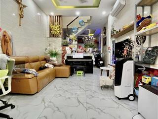 Nhà đẹp xách vali vào ở ngay  ngang 4m  sổ vuông a4  khu an ninh dân trí  giá chỉ 7tỷ3 tl