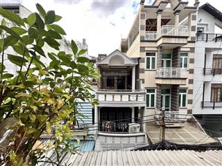 Bán gấp nhà hẻm xe hơi đường trần quang diệu, quận 3  92m2 (5.3 x 18)  ô tô vô nhà, gần mặt tiền.