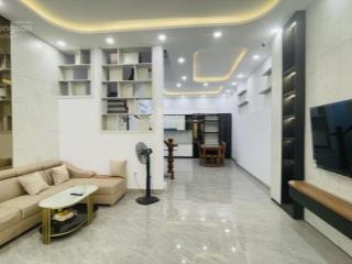 Gấp bán nhà cách mạng tháng 8, quận 3  80m2 (5.4 x 15) sổ vuông  nhà đẹp 4 tầng, tặng nội thất.