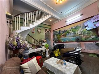 Bán gấp nhà hoàng sa, quận 3  3 tầng 95m2 (4.5 x 22)m  hẻm ô tô, gần mặt tiền bờ kè