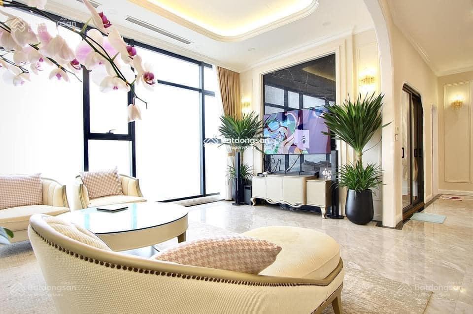 Cho thuê 3 ngủ mipec 120m2 vào luôn