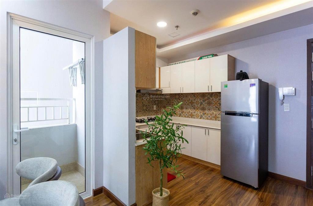 Hàng hiếm căn góc có logia view đông  1pn 56m  sunrise city quận 7  xem nhà gọi ngay 0909 982 ***