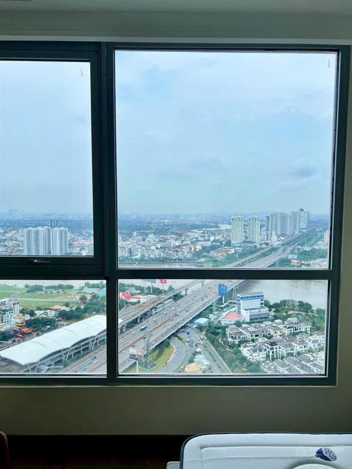 Bán căn hộ 4pn, 3wc, 150m2 tại vinhomes central park, 24,3 tỷ vnd