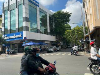 Góc 2mt tên lửa (8x15m) hầm 6 lầu hdt 130tr giá 26 tỷ